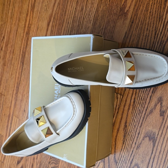 Michael Kors Holland Loafer Light Cream 8 M - Picture 6 of 6